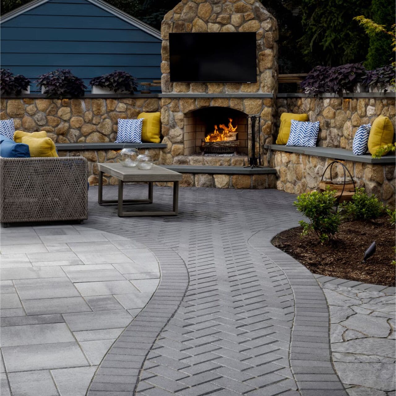Holland Stone herringbone driveway — Daedalus Contracting, Lower Mainland BC
